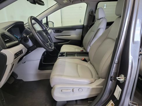 Certified 2024 Honda Odyssey EX-L image 12