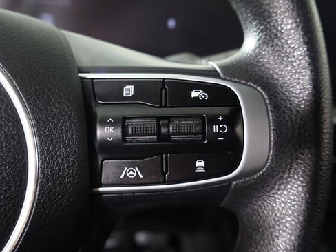 Used 2025 Kia K5 LXS image 37