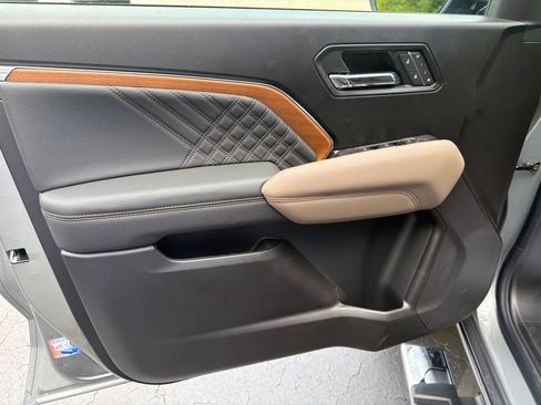 New 2026 GMC Canyon Denali AWD/4WD image 8