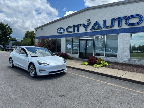 Used 2019 Tesla Model 3 RWD image 1