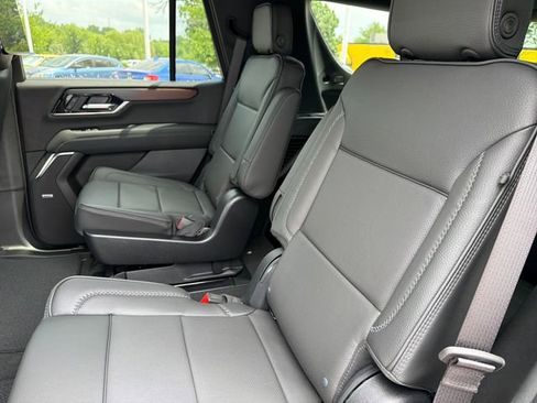 New 2026 GMC Yukon Denali w/ Denali Reserve Package AWD/4WD image 19