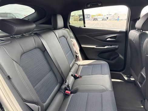 New 2026 Buick Envista Preferred FWD image 34