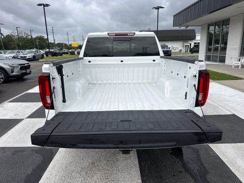 Used 2025 GMC Sierra 1500 SLT w/ SLT Premium Package AWD/4WD image 5