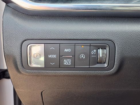 Used 2025 GMC Terrain Elevation AWD/4WD image 9