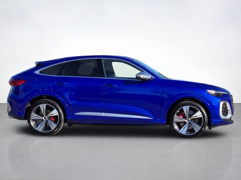 New 2026 Audi SQ5 Premium Plus AWD/4WD image 8