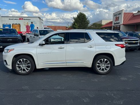 Used 2018 Chevrolet Traverse Premier image 47