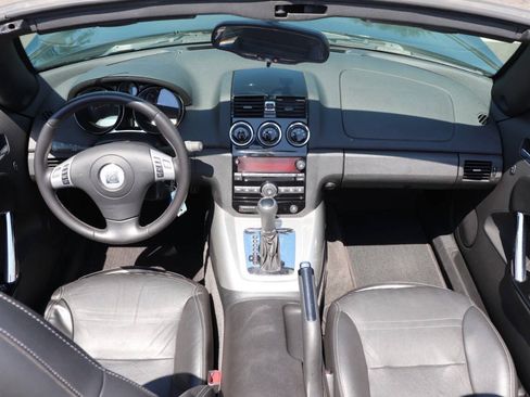 Used 2008 Saturn Sky w/ Premium Trim Package RWD image 26