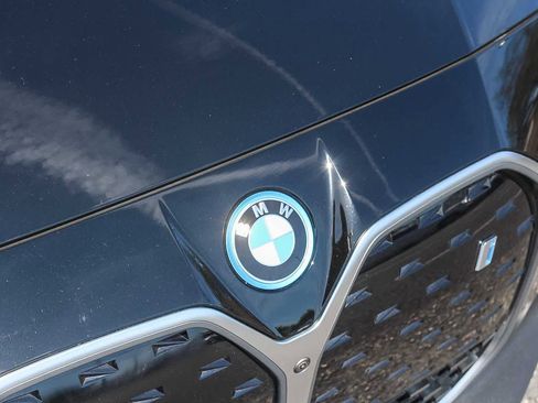 Used 2023 BMW i4 eDrive35 w/ Premium Package image 13