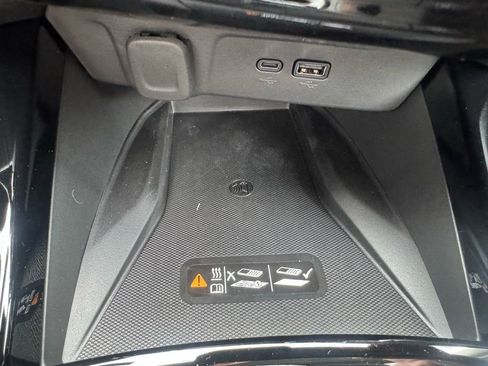 New 2026 Chevrolet Trax LT w/ Sunroof Package image 26