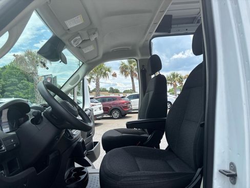 Used 2022 RAM ProMaster 2500 FWD image 33