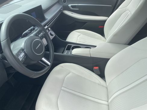 Used 2025 Hyundai Sonata SEL FWD image 18