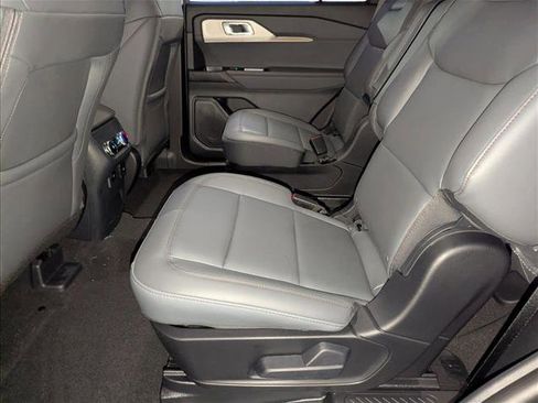 New 2026 Ford Explorer Active w/ Active Comfort Package image 13