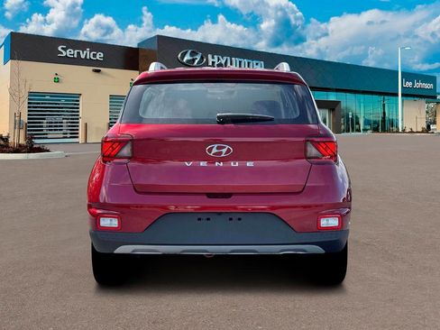 New 2026 Hyundai Venue SEL FWD image 6