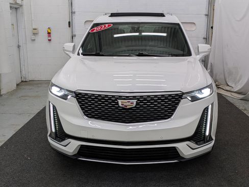Used 2023 Cadillac XT6 Luxury image 16