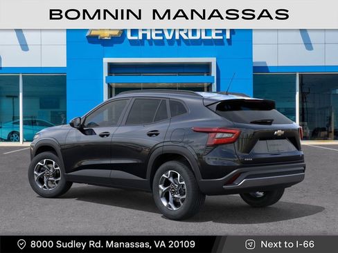 New 2026 Chevrolet Trax LT image 4