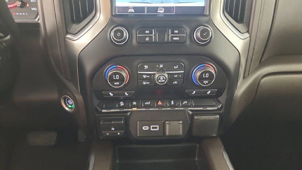 Used 2021 Chevrolet Silverado 1500 RST w/ Convenience Package II AWD/4WD image 16