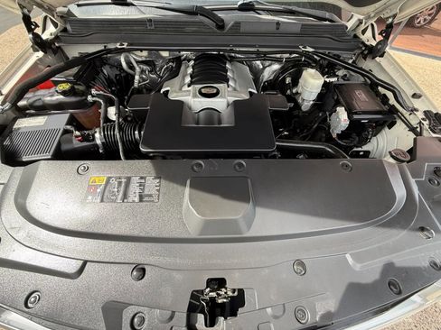 Used 2015 Cadillac Escalade ESV Premium AWD/4WD image 23