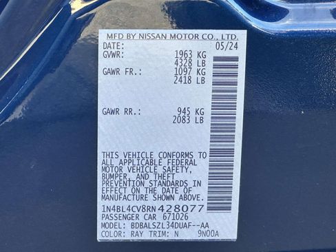 Used 2024 Nissan Altima 2.5 SR w/ SR Premium Package image 25