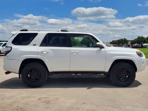 Used 2020 Toyota 4Runner SR5 Premium AWD/4WD image 29