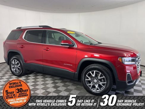 Certified 2023 GMC Acadia SLT w/ Preferred Package AWD/4WD image 2
