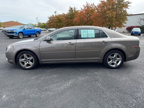 Used 2010 Chevrolet Malibu LT w/ Power Convenience Package image 6