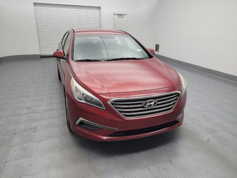Used 2015 Hyundai Sonata SE FWD image 14