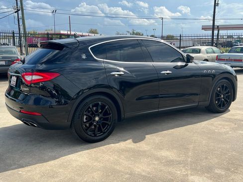Used 2018 Maserati Levante AWD/4WD image 62