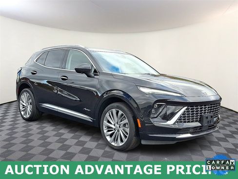 Used 2024 Buick Envision Avenir image 1