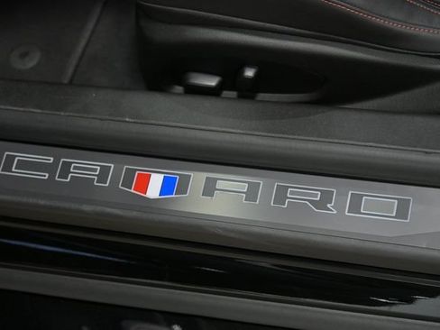 Used 2021 Chevrolet Camaro ZL1 RWD image 27