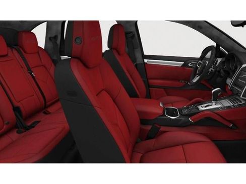 Certified 2016 Porsche Cayenne GTS AWD/4WD image 4