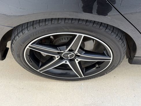 Used 2017 Mercedes-Benz C 300 4MATIC Sedan image 15