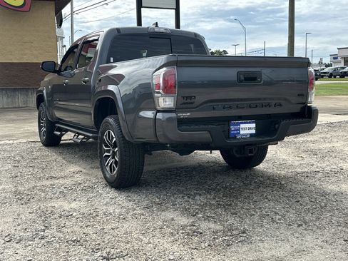Used 2020 Toyota Tacoma TRD Sport RWD image 9
