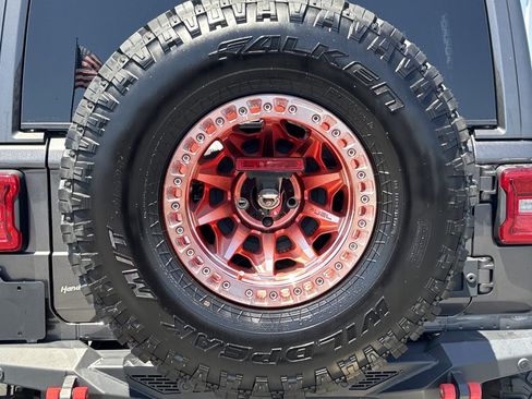 Used 2021 Jeep Wrangler Unlimited Rubicon image 13