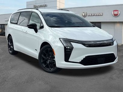 New 2027 Chrysler Pacifica Select