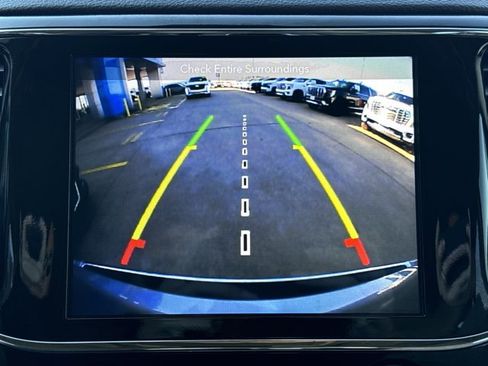 Used 2019 Jeep Grand Cherokee Limited w/ Luxury Group II image 21