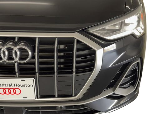 Used 2024 Audi Q3 2.0T Premium Plus w/ Premium Plus Package image 11