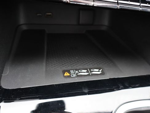 Used 2024 Chevrolet Traverse RS w/ LPO, Floor Liner Package FWD image 17