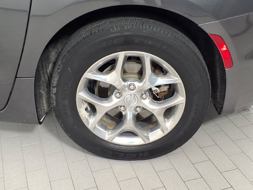 Used 2020 Chrysler Pacifica Limited FWD image 8