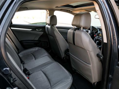 Used 2016 Honda Civic Touring image 38