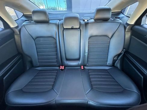 Used 2018 Ford Fusion SE w/ Equipment Group 201A image 14