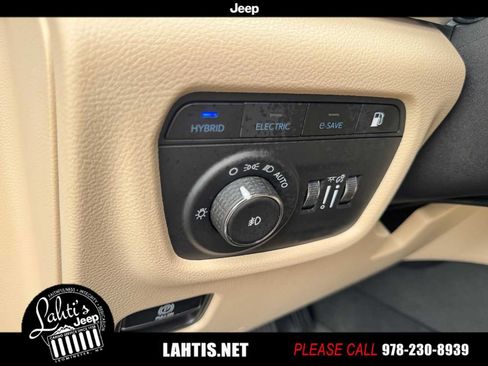 Certified 2023 Jeep Grand Cherokee 4xe image 29