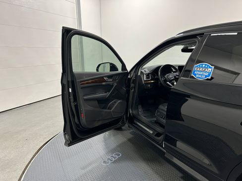 Used 2018 Audi Q5 2.0T Premium Plus w/ Premium Plus Package image 22