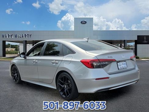 Used 2023 Honda Civic Sport image 3