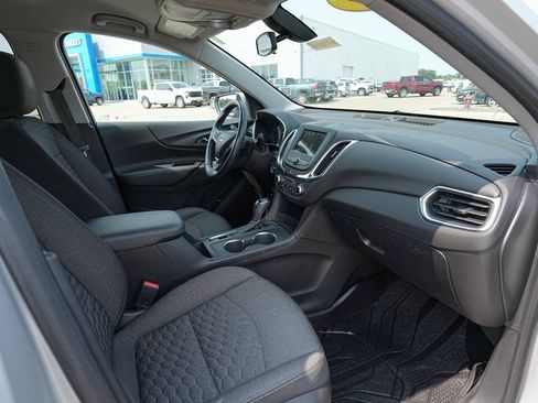 Used 2019 Chevrolet Equinox LT AWD/4WD image 23