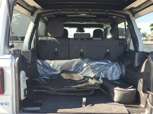 Used 2023 Jeep Wrangler Unlimited Rubicon 4xe w/ Safety Group image 14