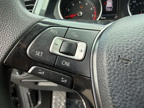 Used 2018 Volkswagen Tiguan S AWD/4WD image 15