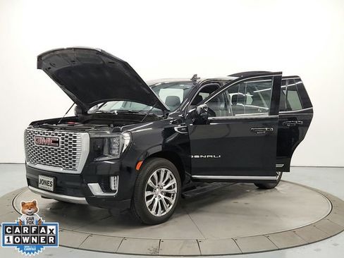 Used 2023 GMC Yukon Denali image 11
