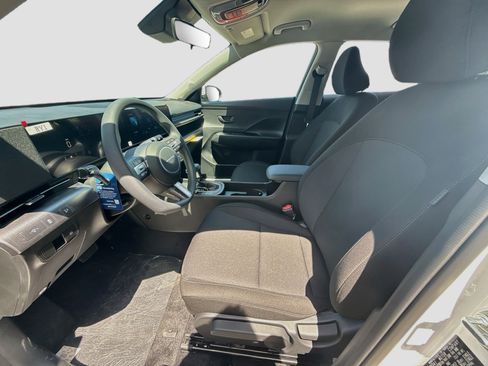 New 2027 Hyundai Kona SE FWD image 14