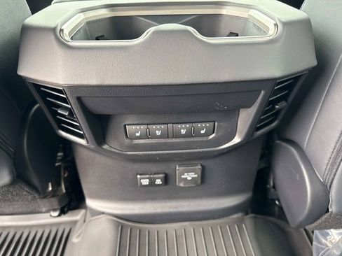 New 2026 Toyota Tundra Platinum AWD/4WD image 15