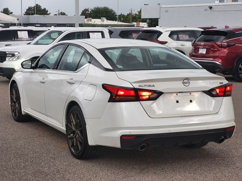 Certified 2025 Nissan Altima 2.5 SR FWD image 7
